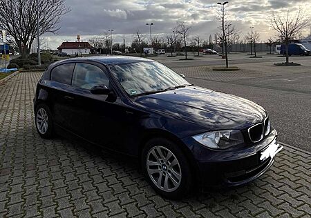 BMW 120i 120 Top gepflegter E81 | 170 PS