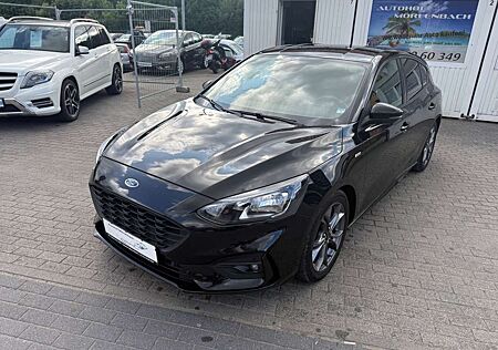 Ford Focus Lim. ST-Line