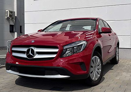 Mercedes-Benz GLA 180 Automatik Rückfahrkamera