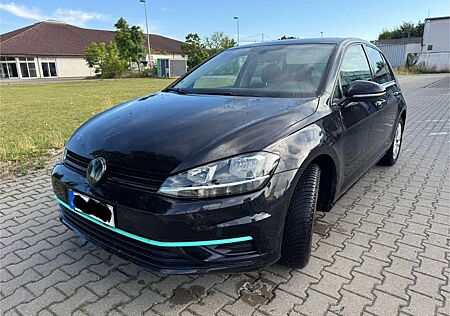 VW Golf Volkswagen 1.0 TSI (BlueMotion Technology) Comfortline
