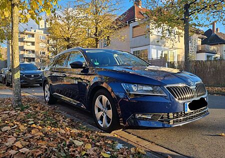 Skoda Superb Combi 1.8 TSI Ambition