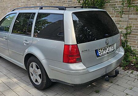 VW Bora Volkswagen Variant 1.6