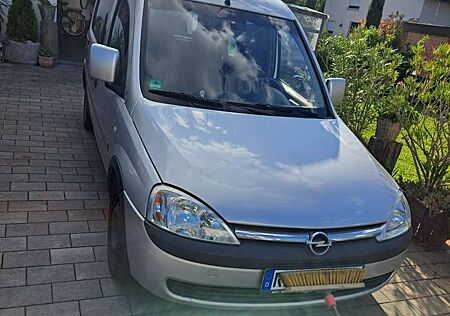 Opel Combo 1.6