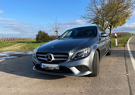 Mercedes-Benz C 220 d 4Matic T 9G-TRONIC Avantgarde