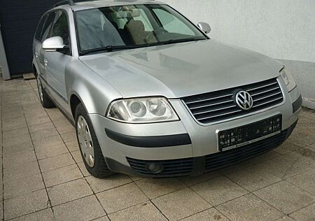 VW Passat Variant Volkswagen Trendline Klima HU neu