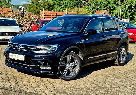 VW Tiguan Volkswagen 2.0 TDI DSG 4MOTI/ 3 X R-line/ AHK/ StHz