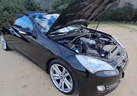 Hyundai Genesis Coupe 3.8 V6