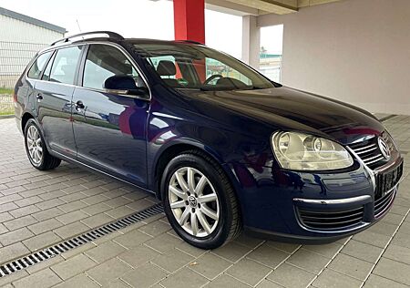 VW Golf Volkswagen 1.4 TSI Comfortline Variant /Panorama/Temp.