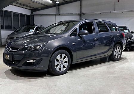 Opel Astra J 1.6 Sports Tourer /AHK/NAVI/SHZ/PDC/TÜV