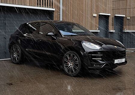 Porsche Macan Turbo Performance Paket STHZ, BOSE, AHK