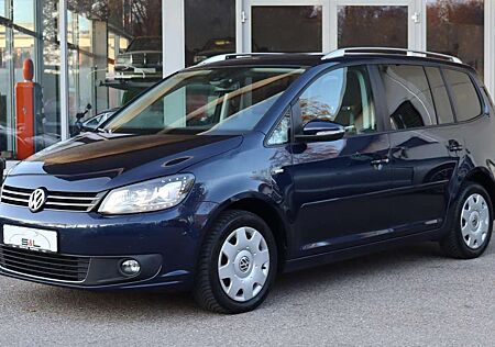 VW Touran Volkswagen Life 2.0TDI Xenon/Kamera/AHK/ 7-Sitzer