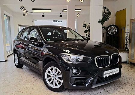 BMW X1 sDrive 18 i Automatik Schiebedach Navi Garantie