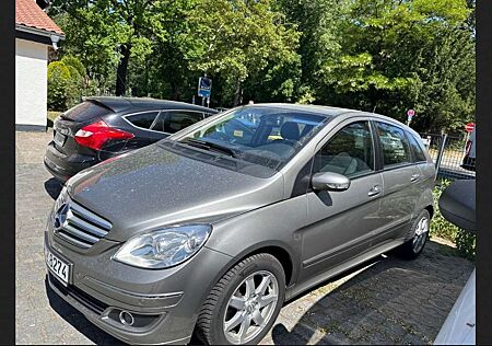 Mercedes-Benz B 200 Turbo Autotronic