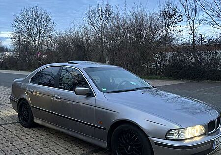 BMW 520i 520