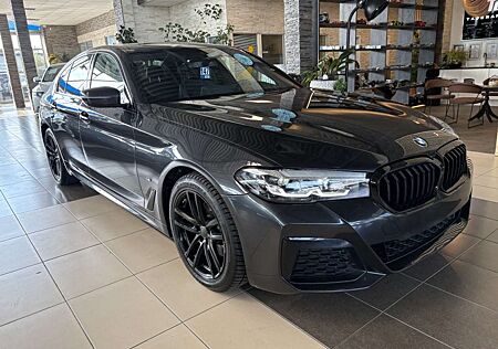 BMW 520 i M Sport HiFi-Sound Leder 360°Cam Navi LED