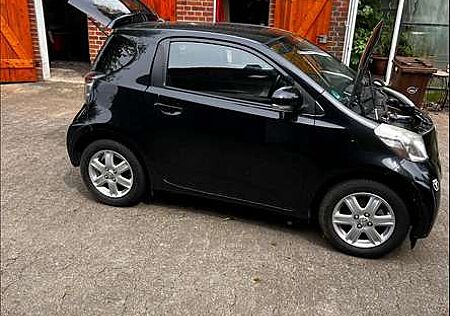 Toyota iQ 1.0 Multidrive