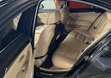 BMW 520d 520 Touring Aut. Luxury Line