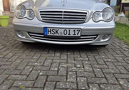 Mercedes-Benz C 180 T Kompressor Classic