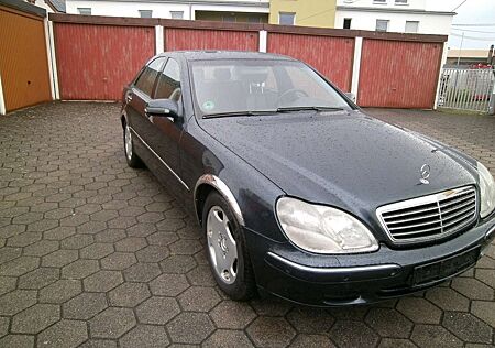 Mercedes-Benz S 320 L Aus 1.HAND RENTNER.UND GAREJE FAHRZEUG.