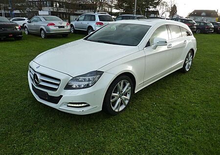 Mercedes-Benz CLS 350 BlueEFFICIENY Shooting Brake MB Service!