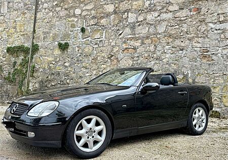 Mercedes-Benz SLK 200