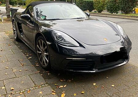 Porsche 718 Cayman 718 Boxster