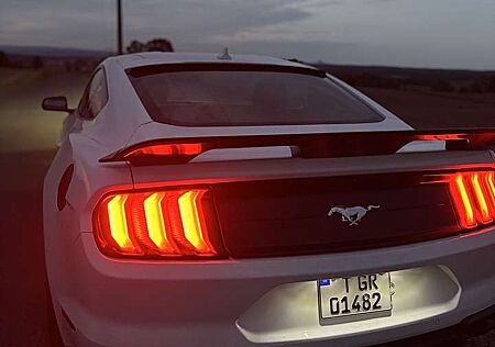 Ford Mustang 2.3 Eco Boost Aut.