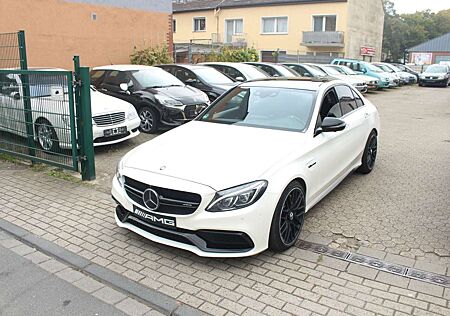 Mercedes-Benz C 63 AMG C 63AMG Perfomance/Keramik/Carbon/Pano/Spur/Abst