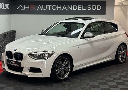 BMW 135 i*LEDER*GDACH*NAVI*XENON*H.KARDON*