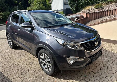 Kia Sportage Dream Team 2WD, AHK,Leder,1.Hand,Klimaautomatik,
