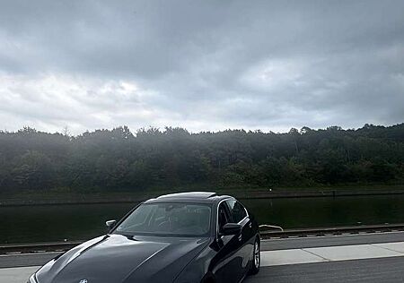 BMW 320i 320 Limousine Luxury Line