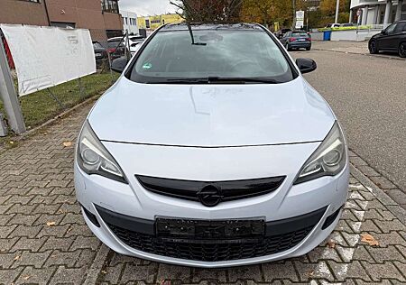 Opel Astra J GTC Innovation