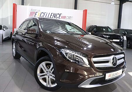 Mercedes-Benz GLA 250 4Matic URBAN SPORT EXCLUSIV / PANORAMA /