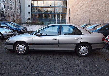Opel Omega 2,0 CD 16V Scheunenfund Klima kein Rost!