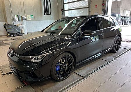 VW Golf Volkswagen R 4M IQ-L/ACC/HuD/PANO/H&K/KAM./AKRAPOVIC