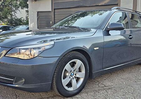 BMW 520d 520 Baureihe 5 Touring Sitzheizung PDC Navi
