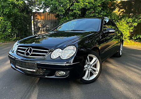 Mercedes-Benz CLK 200 CLK-Klasse Coupe Coupe Kompressor Avantgarde