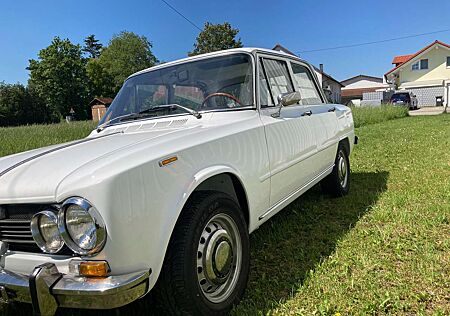 Alfa Romeo Giulia Super 1600 Biscione WINTERPREIS