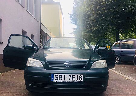 Opel Astra 1.6