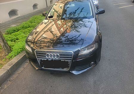 Audi A4 Avant 2.0 TDI DPF Ambition