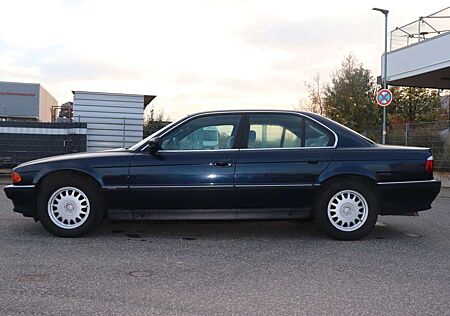 BMW 740 iL A
