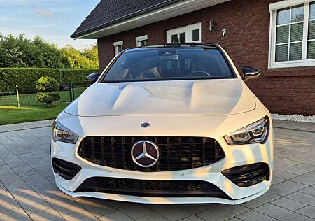 Mercedes-Benz CLA 200 SB AMG Line Edition Pano Automatik, Metalic