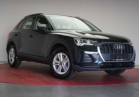 Audi Q3 45 TFSIe S tronic Navi/ACC/Virtual/Lane/Side