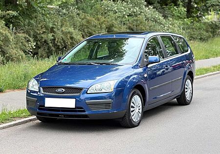 Ford Focus Turnier Automatik Schiebedach TÜV neu