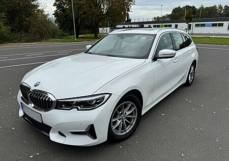 BMW 320d 320 Touring Aut. Luxury Line