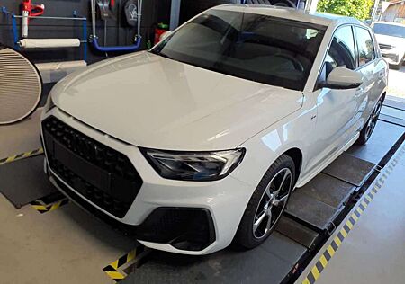 Audi A1 Sportback S line 35 TFSI 110(150