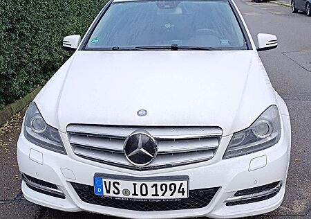 Mercedes-Benz C 220 T CDI(BlueEFFICIENCY)
