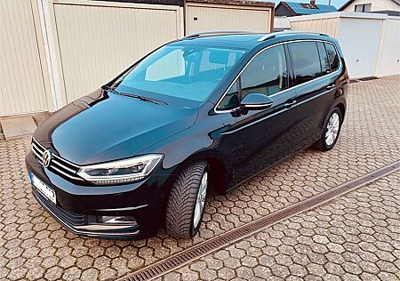 VW Touran Volkswagen 2.0 TDI SCR (BlueMotion Technology) DSG Highline