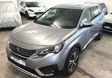 Peugeot 5008 7 Sitzer, Leder, wenig KM