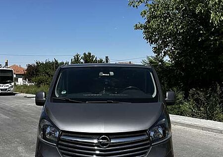 Opel Vivaro Biturbo